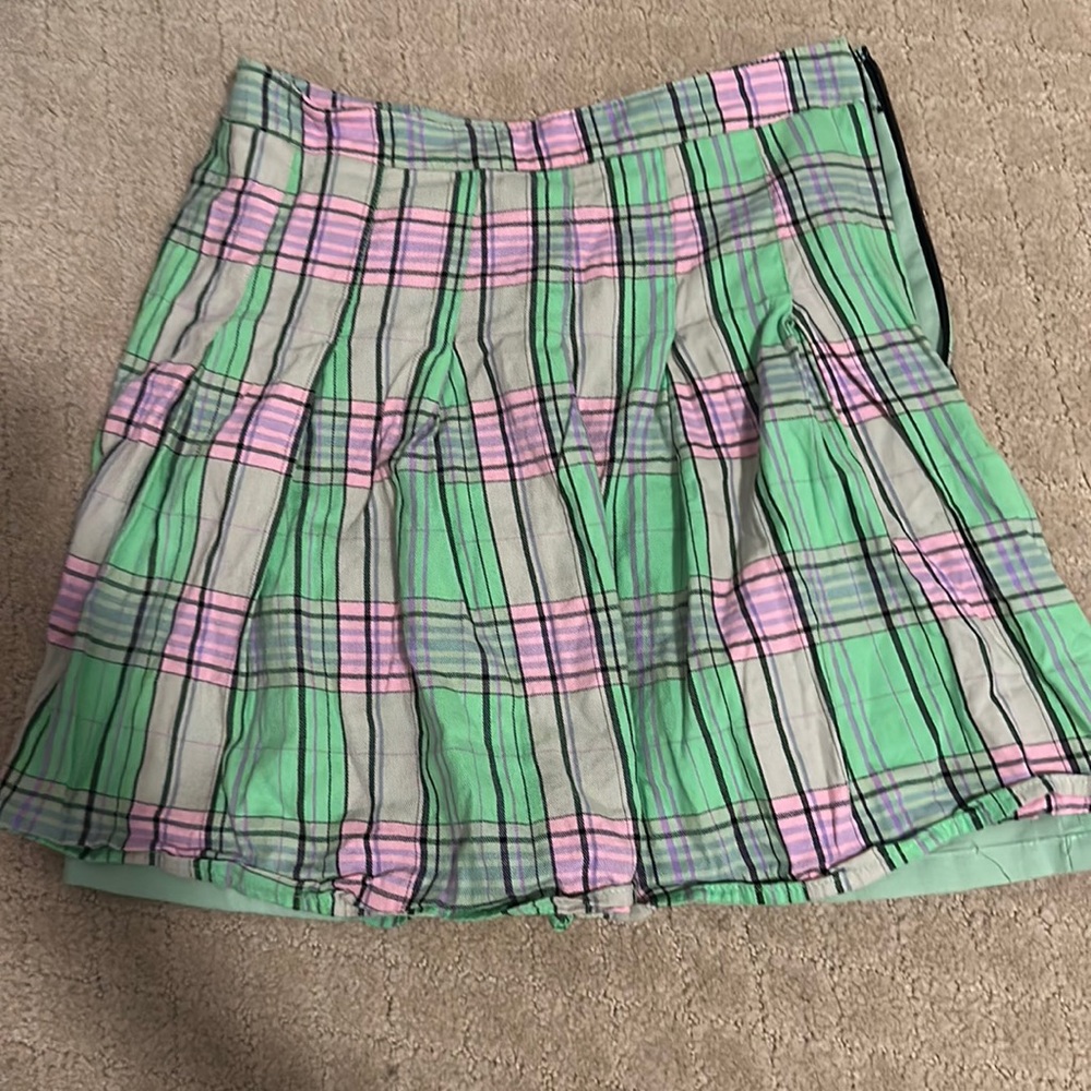 Patterned Pleated Skirt